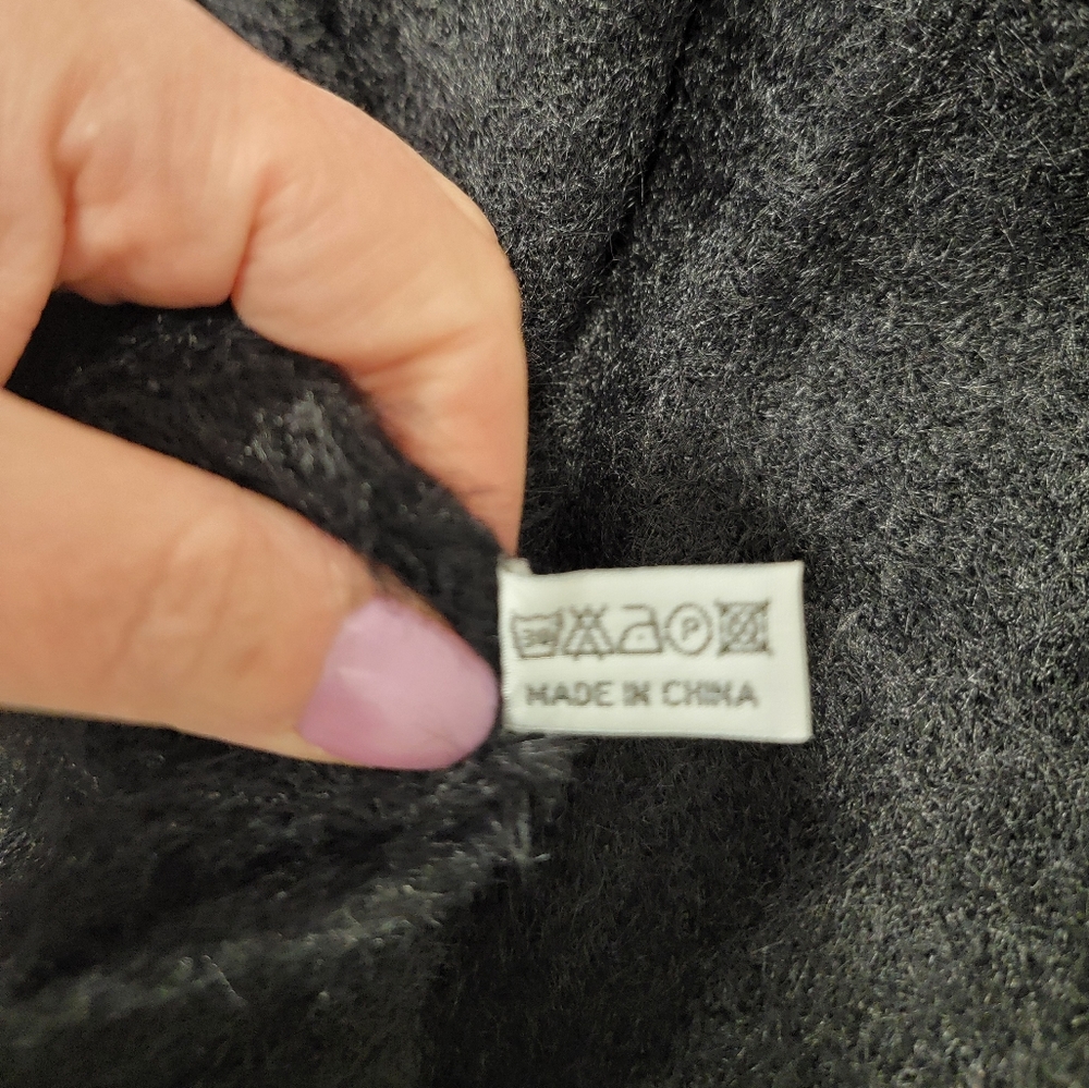 Women's NWOT Faux Mohair Cardigan Sweater - Picture 3 of 5
